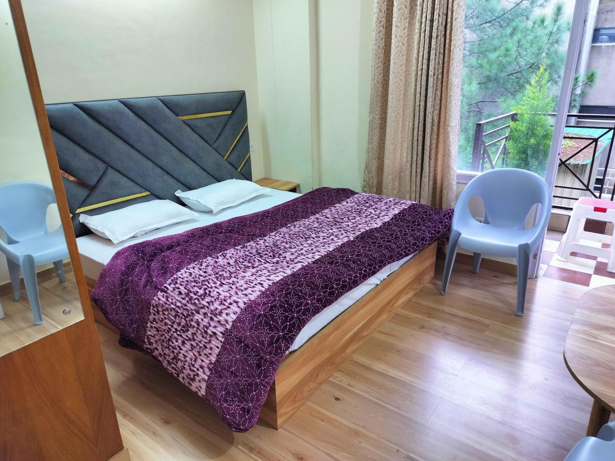 Shimla Vibes B & B Free Pick And Drop From Isbt Shimla Buitenkant foto